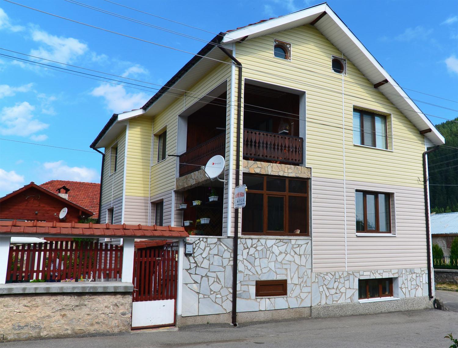 Hotel Sunny House Madzhare Exterior foto